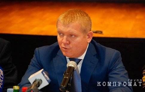 Владимир Тебекин помогал Зотову создавать его империю? qxhidztiqhxidrtkmp